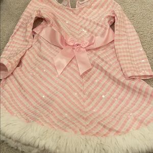 Girls beautiful pink and white formal dress!